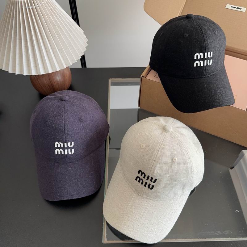Miumiu cap dx106
